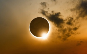 Croisières : Hurtigruten propose d'admirer la prochaine éclipse solaire depuis la mer