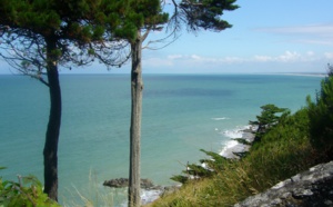 II. La Normandie, ses rivages et ses plages magnifiques, dépaysantes, contrastées...