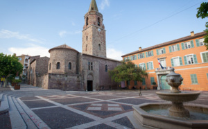 Var : histoire, culture et patrimoine au menu des visites guidées varoises des Guides-Conférenciers Sud-Provence Var : histoire, culture et patrimoine au menu des visites guidées varoises des Guides-Conférenciers Sud-Provence