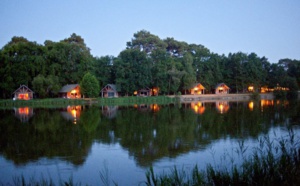 Châteaux de la Loire : Huttopia ouvre un nouveau village au Lac de Rillé