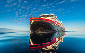 Hurtigruten lance une croisière d’exploration de 93 jours, d’un Pôle à l’autre