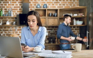 Télétravail : après la crise, le monde du travail passe au mode hybride