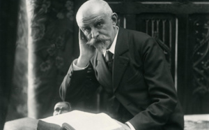 FUTUROSCOPIE - Les écrivains voyageurs : 1880, Le voyage immobile de J-K Huysmans FUTUROSCOPIE - Les écrivains voyageurs : 1880, Le voyage immobile de J-K Huysmans