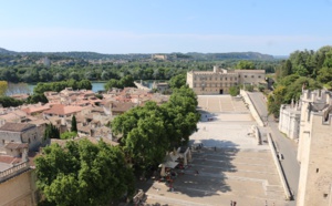 Avignon : du Palais des Papes aux "livrées cardinalices", en passant par les demeures nobles...