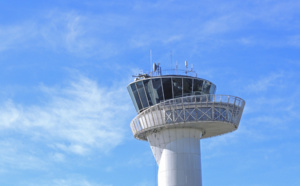 La case de l'Oncle Dom : contrôleurs aériens... là où y'a de la gêne, y'a pas de plaisir ! La case de l'Oncle Dom : contrôleurs aériens... là où y'a de la gêne, y'a pas de plaisir !