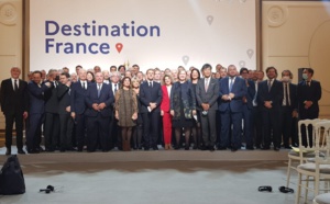 Emmanuel Macron : "Devenir la 1ère destination durable d'ici 2030" Emmanuel Macron : "Devenir la 1ère destination durable d'ici 2030"