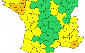 Crues : 4 départements français toujours en alerte orange