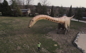 Un Seismosaurus de 50 mètres prend ses aises au Dino-Zoo du Jura