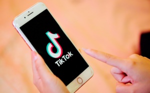 TikTok occupe la première place des applications les plus téléchargées pour une troisième année consécutive avec 656 millions de téléchargements en 2021 - Depositphotos.com Auteur Narin_Photo