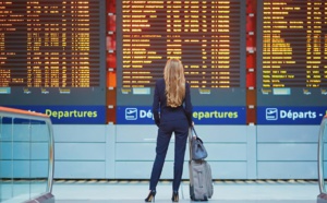 Les difficultés aux passages de sécurité dans les aéroports obligent les opérateurs de voyages à faire venir leurs clients 3 heures avant le départ - DR : Depositphotos.com