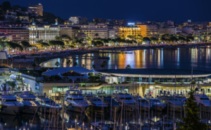 Cannes se dote d’une mascotte officielle, Léro le petit dragon bleu