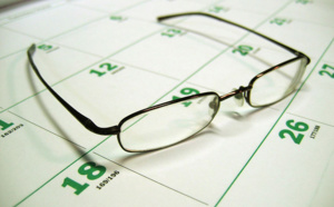 La case de l'Oncle Dom : Vacances scolaires ? Circulez y a rien à voir ! La case de l'Oncle Dom : Vacances scolaires ? Circulez y a rien à voir !