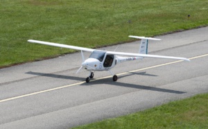 Un premier avion 100% électrique se pose à l'aéroport de Lyon-Bron
