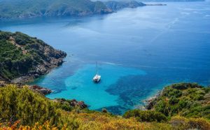 Louer un catamaran pour des vacances de rêve