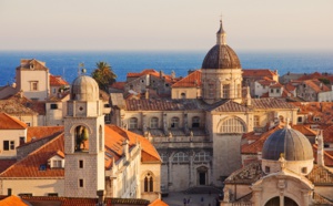 Dubrovnik interdit les valises à roulette ? 