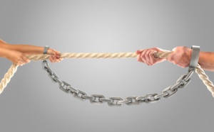 Compagnies aériennes, agents de voyages : les frères ennemis Compagnies aériennes, agents de voyages : les frères ennemis