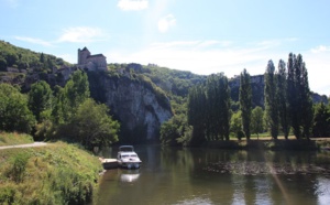 Tourisme fluvial : dans le Lot, Le Boat verdit ses opérations