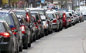 Grève des taxis : Paris bloqué et les accès à plusieurs aéroports très compliqués