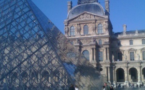 Paris : 200 jeunes en service civique pour l'accueil des touristes