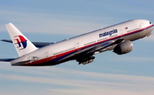 Malaysia Airlines practically cuts its offer in half in Paris