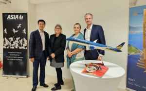 Vietnam Airlines et ASIA fêtent un partenariat historique Vietnam Airlines et ASIA fêtent un partenariat historique