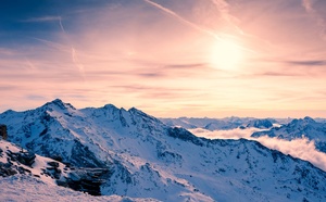 Montagne hiver : Alpes du Nord et villages vacances en tête des résas