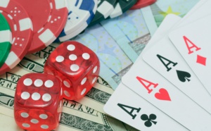 La Case de l'Oncle Dom : le grand poker menteur à la FRAMçaise ! La Case de l'Oncle Dom : le grand poker menteur à la FRAMçaise !