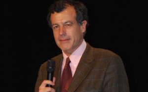 La Case de l'Oncle Dom : Giscard à la barre, on se marre ! La Case de l'Oncle Dom : Giscard à la barre, on se marre !