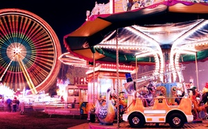 Parcs d’attractions : les 3 conseils pour éviter les arnaques à la billetterie en ligne