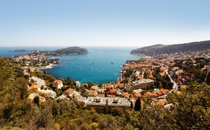 Christian Estrosi tente d’expulser un paquebot de croisière à Villefranche