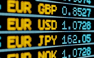 Les devises sous pression face aux incertitudes économiques [ABO]