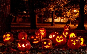Halloween 2025 : découvrez le programme monstrueux des parcs d’attractions !