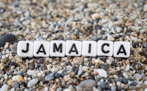 Ouragan Mélissa : la Jamaïque vise une reprise du tourisme d'ici au 15 décembre 2025