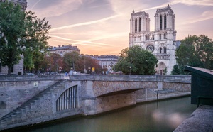 Tourisme parisien : un mois d’octobre en repli avant une fin d’année contrastée