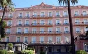 Menton veut sauver son hôtellerie Menton veut sauver son hôtellerie