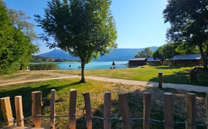 J'ai testé pour vous : Huttopia Domaine du Lac, un camping nature les pieds dans l'eau à Aiguebelette