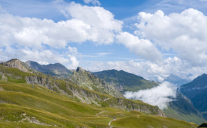 Auvergne-Rhône-Alpes : la montagne et l’international soutiennent l’été 2026