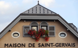 Saint-Gervais : l’ancien refuge du Goûter entame sa reconstruction dans la vallée