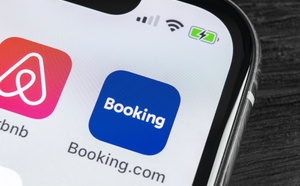 E-commerce : Booking.com s’invite sur le podium, le voyage gagne du terrain