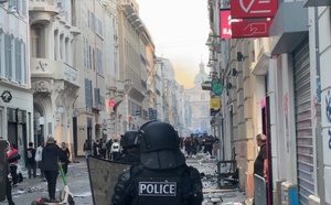 Agences de voyages : plusieurs vitrines vandalisées lors des manifestations
