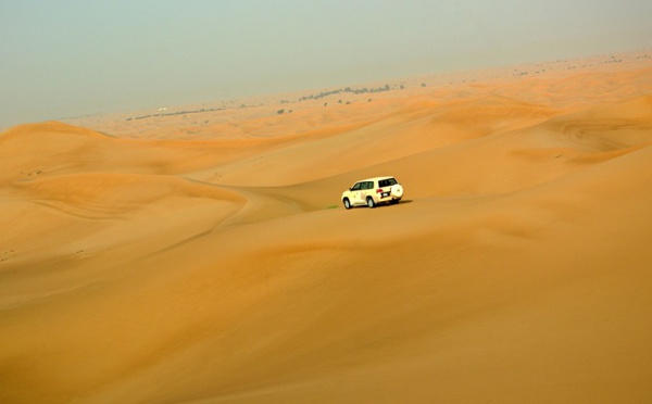 II. Dubaï : derrière la city, le désert