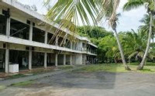 Tahiti Beachcomber : projet hôtelier de luxe sur le site du ''Bel Air''