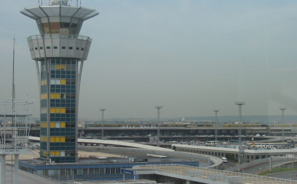 Comment les aéroports de Paris affrontent la vague de froid