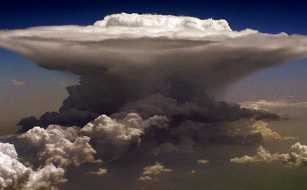 Le vol 447, piégé par un climat qui se dégrade d'année en année ?