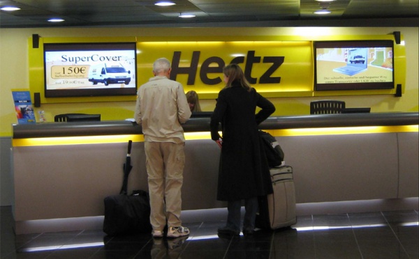 Hertz change d'identité