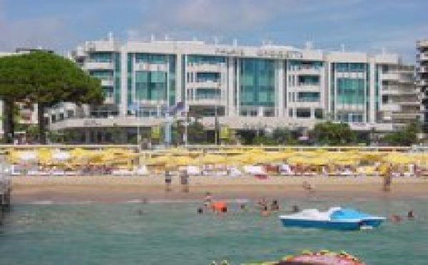 Oriante acquiert le Noga Hilton
