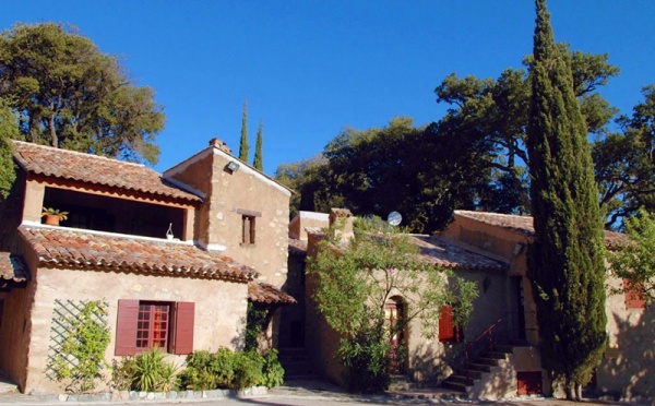 Hameau du Reverdi : 1ère pierre de la stratégie Mer de Villages Club à St Tropez