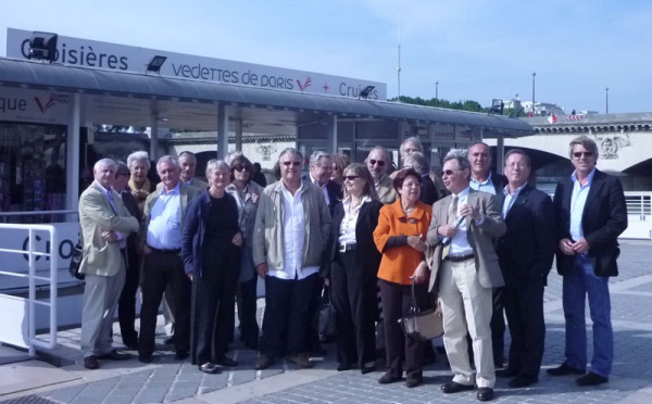 Les séniors du tourisme sur les bords de Seine