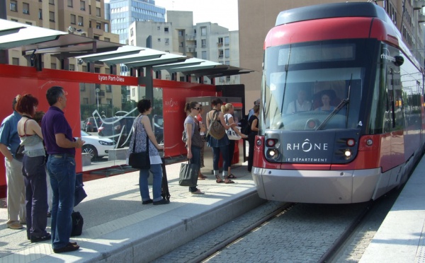 Nouveau : Lyon Rhônexpress fait les yeux doux aux agences de voyages