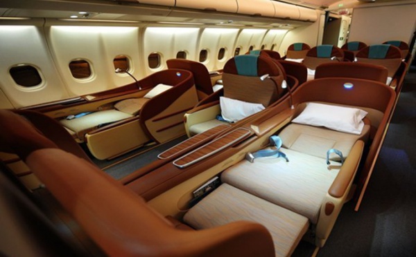 Oman Air - Top Resa : le basketteur Vincent Pourchot s'essaye au siège Classe Affaires